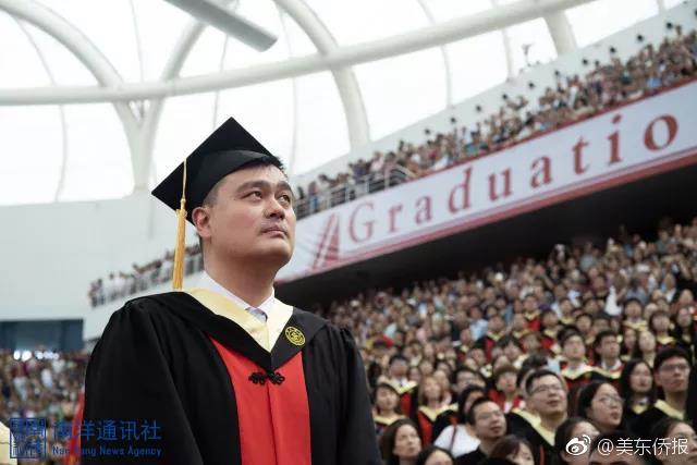 午后，a‘股’再度全线走弱！发生了什么？{}