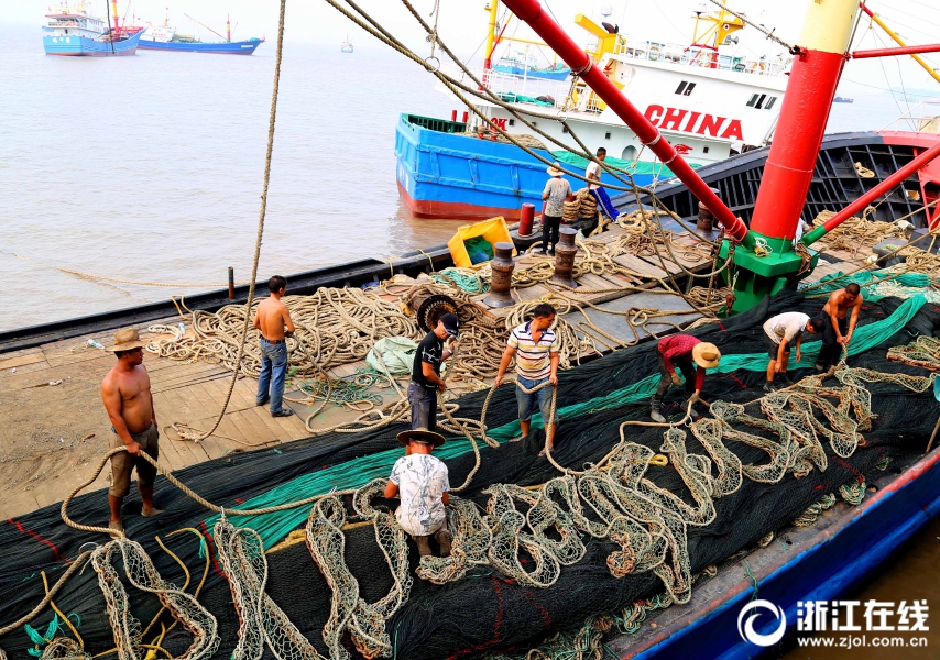 英.镑走低：投资者静待英国本周通胀数据 11 月秋季预算前财政担忧升温