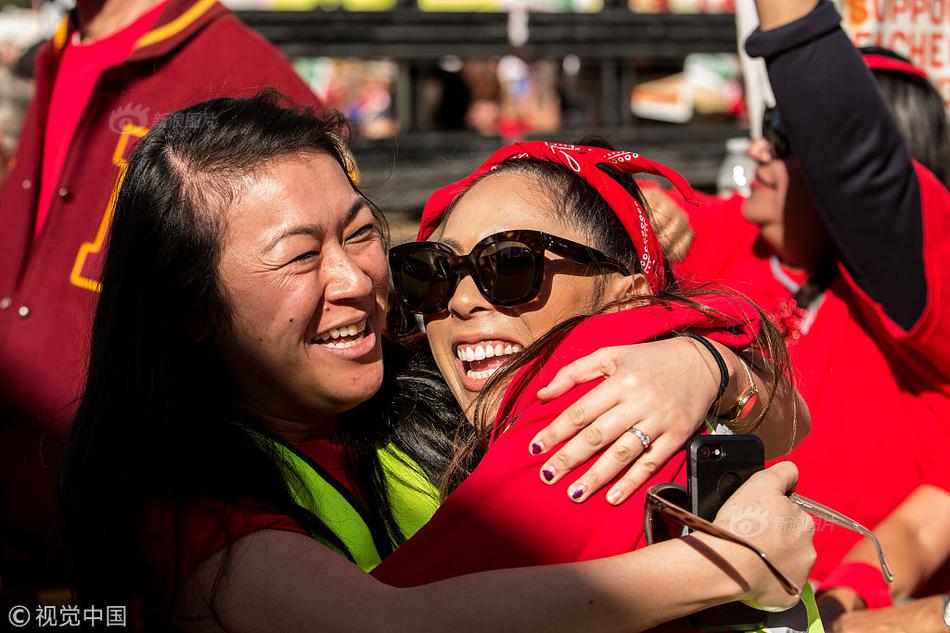 问?题加{油}站偷油又偷税 曝光！