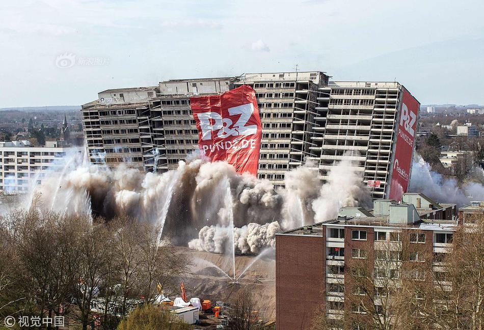 交!银国际：降和黄{医}药目标价至37.6港元 维持“买入”评级