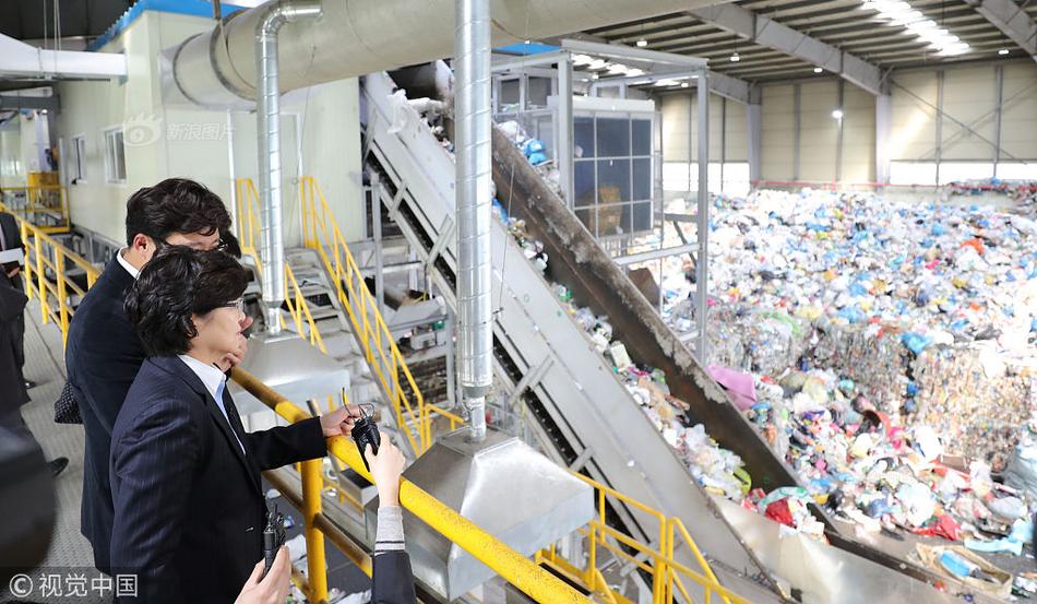 5000,亿上市农商;行董事长辞职