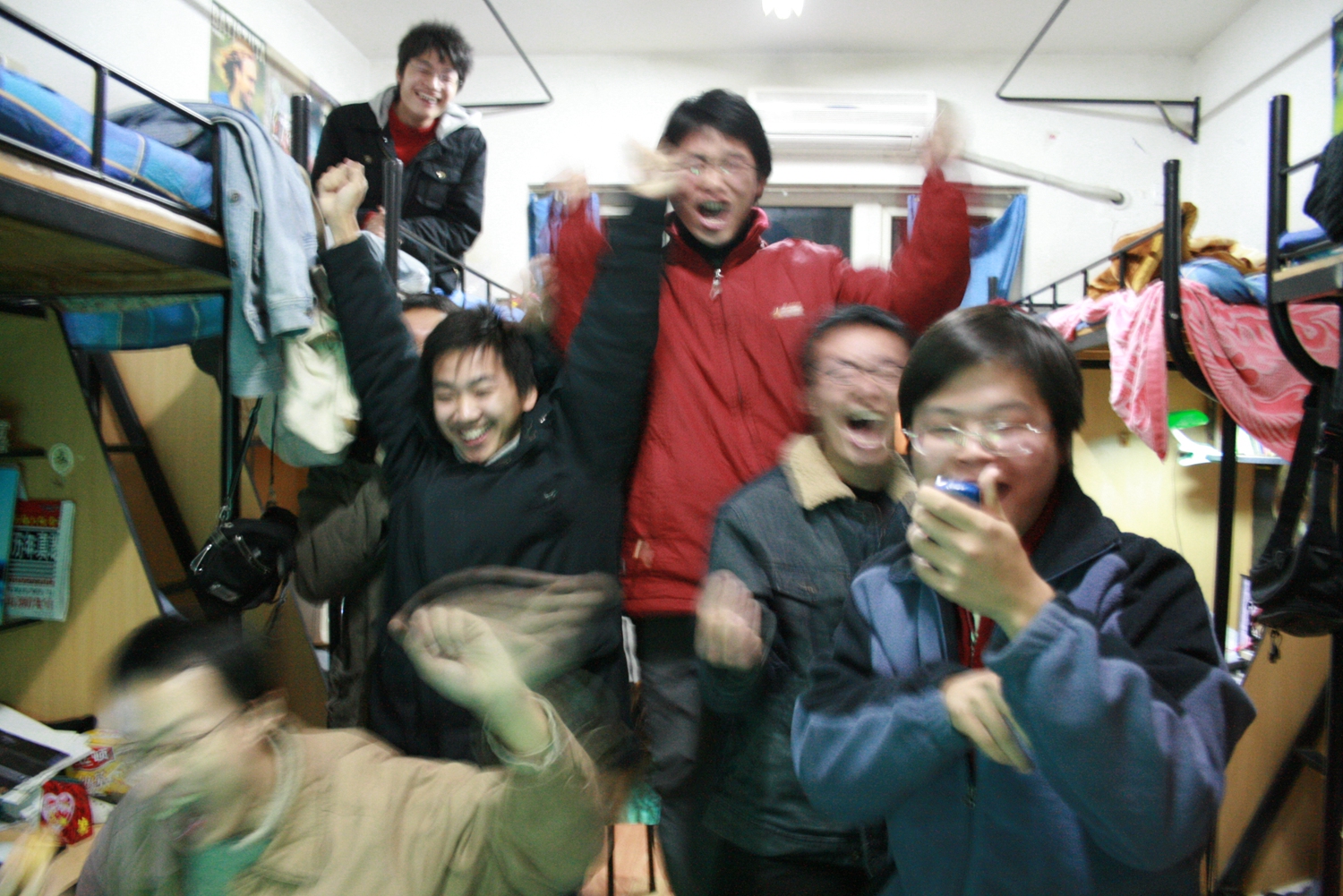 工信部：推动卫星通信充;分融入新发展格局 到2030年发展卫星通信用户超千万