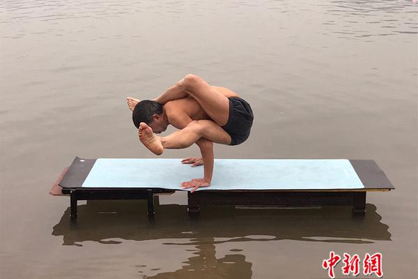 中?国通信服务获k—opernik global investors llc增持130.8万股 每股作价约4.65港元