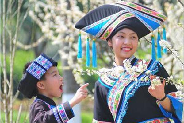 广和通调降2‘0’23年限制性股票激励计划股票回购价至10.4元/股